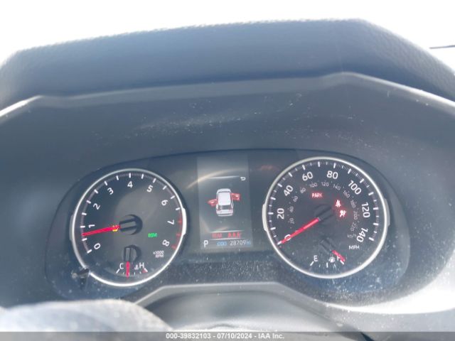 2T3A1RFVXMW193638 Toyota Rav4 Xle Premium