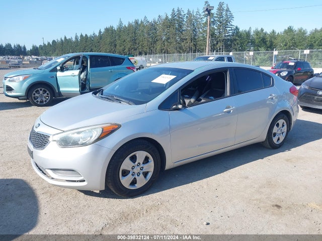 KIA FORTE LX 2016 KNAFK4A61G5543513 Image 2