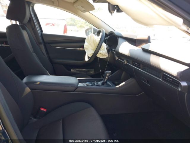 JM1BPAAL1M1314193 Mazda Mazda3 2.5 S