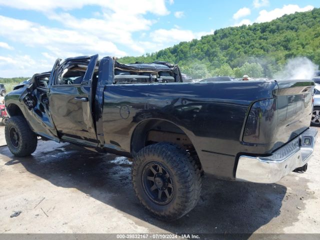 3C6UR5CL4JG189282 RAM 2500 Tradesman  4x4 6'4 Box