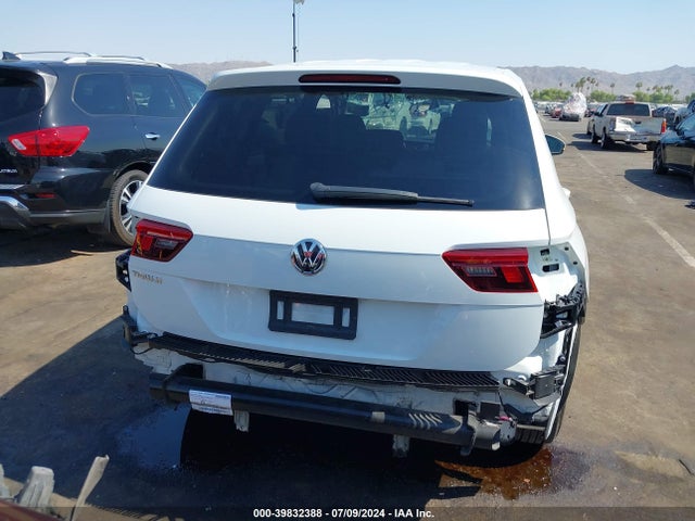 3VV1B7AX5LM101329 Volkswagen Tiguan 2.0t S
