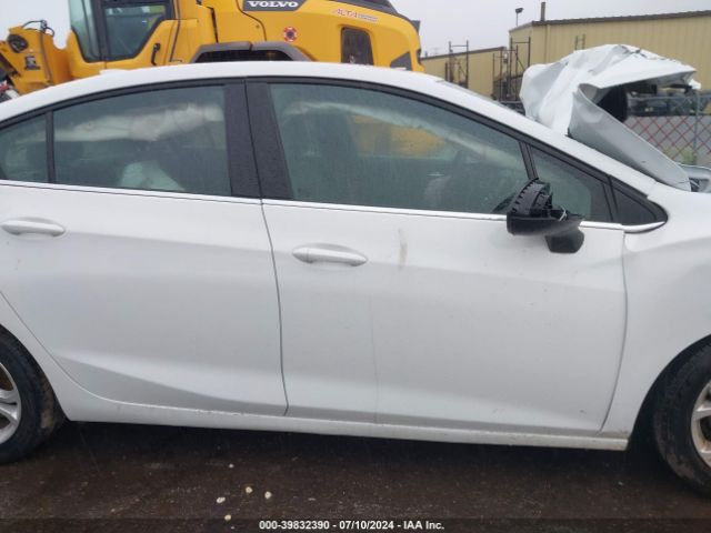 1G1BE5SM1K7146708 Chevrolet CRUZE LT