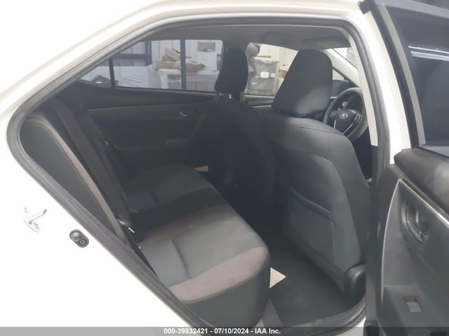 Toyota COROLLA LE 2018 5YFBURHE9JP855319 Image 8