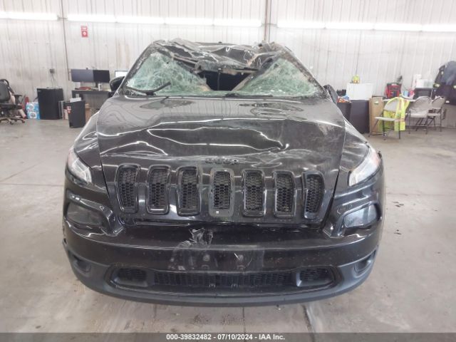 1C4PJMCS3GW133147 Jeep Cherokee Altitude