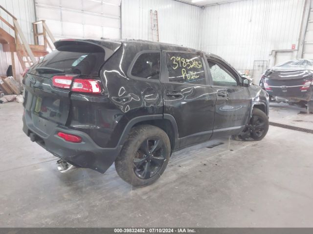 1C4PJMCS3GW133147 Jeep Cherokee Altitude