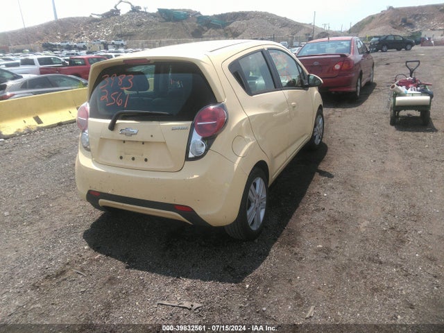 Chevrolet Spark Ls Auto 2014 KL8CB6S96EC472076 Image 4