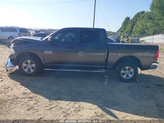 3C6RR6KG4LG128128 RAM 1500 Classic Tradesman  4x2 5'7 Box