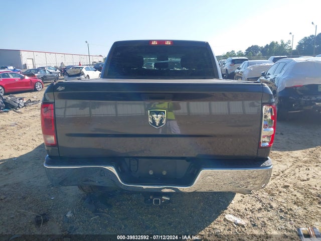 3C6RR6KG4LG128128 RAM 1500 Classic Tradesman  4x2 5'7 Box