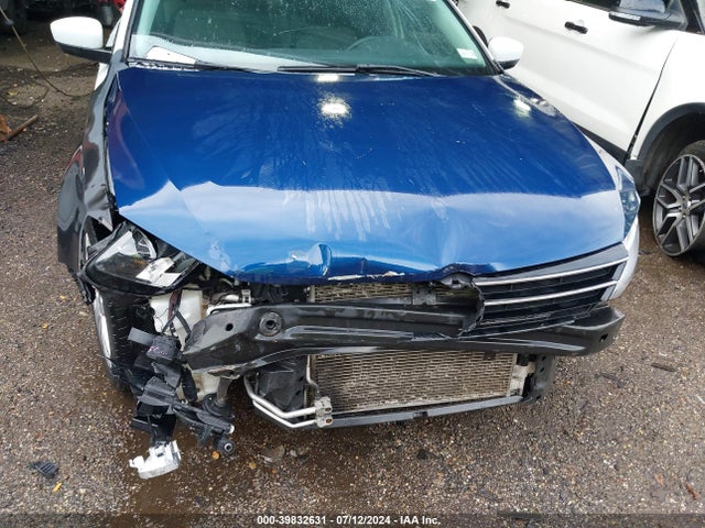 3VW2B7AJ5HM268082 Volkswagen Jetta 1.4t S