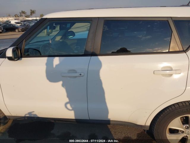 KNDJN2A27E7018575 KIA Soul