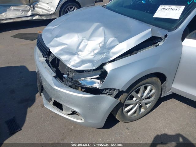 3VW3L7AJ3EM307359 Volkswagen Jetta 2.0l Tdi Value Edition
