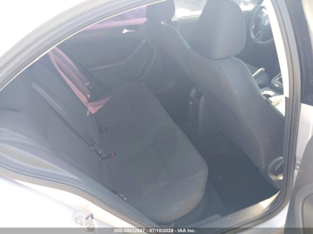 3VW3L7AJ3EM307359 Volkswagen Jetta 2.0l Tdi Value Edition
