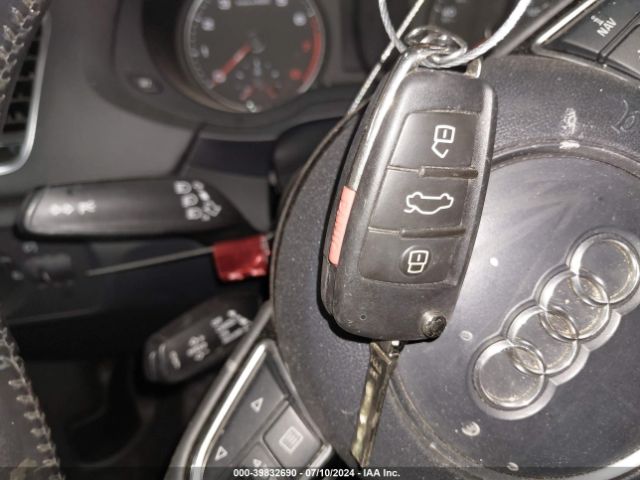 WA1EFCFS4GR021481 Audi Q3 2.0t Premium Plus