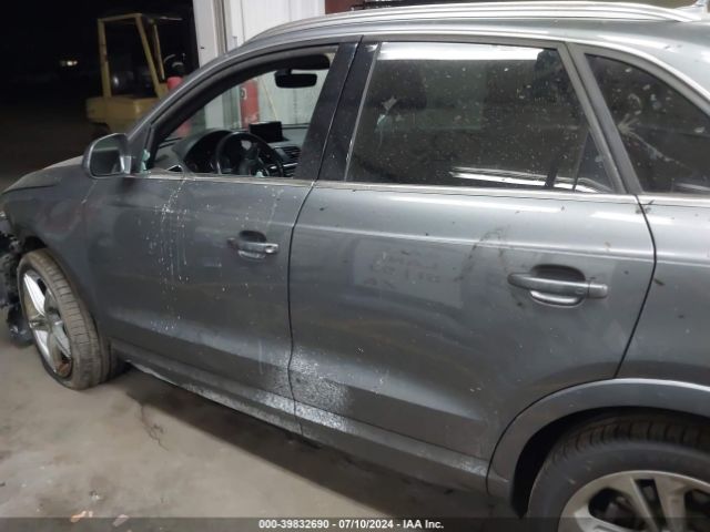 WA1EFCFS4GR021481 Audi Q3 2.0t Premium Plus