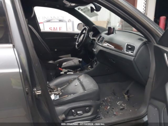 WA1EFCFS4GR021481 Audi Q3 2.0t Premium Plus