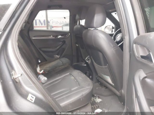 WA1EFCFS4GR021481 Audi Q3 2.0t Premium Plus
