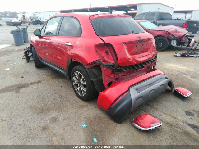 2016 FIAT 500X ZFBCFXCT8GP382342 Photo 2