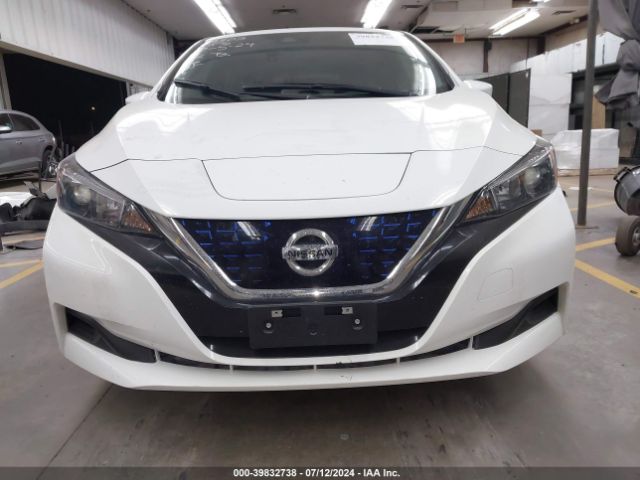 1N4AZ1BV8NC555993 Nissan Leaf S 40 Kwh