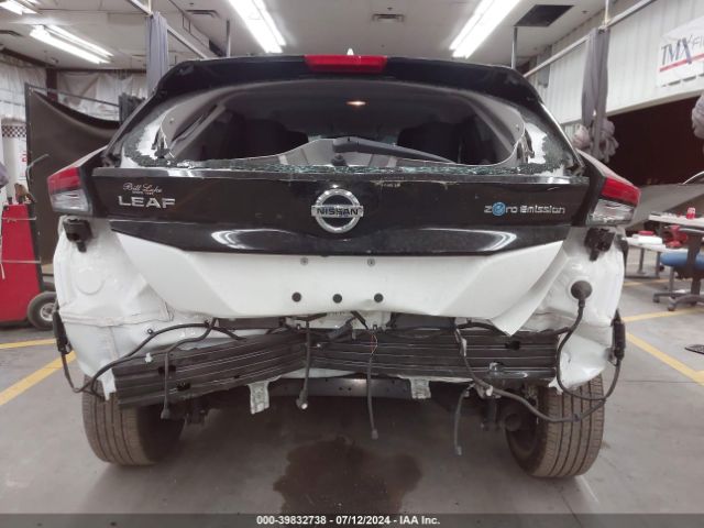 1N4AZ1BV8NC555993 Nissan Leaf S 40 Kwh