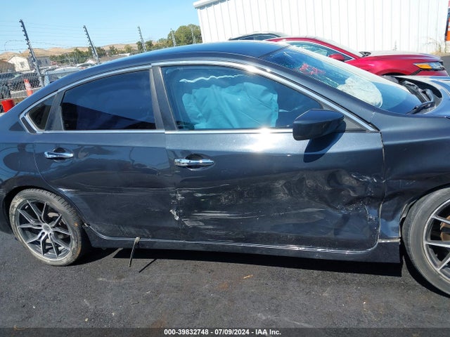 Nissan Altima 2.5 S 2017 1N4AL3AP1HC498525 Image 14