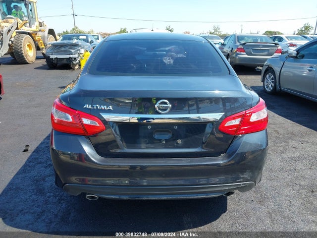 Nissan Altima 2.5 S 2017 1N4AL3AP1HC498525 Image 17