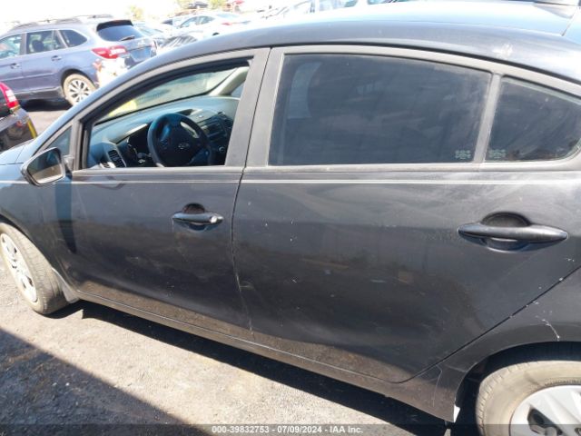 3KPFK4A71JE167080 KIA FORTE LX