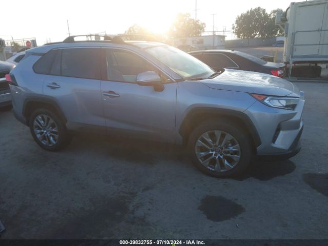 2T3C1RFVXMC093937 Toyota Rav4 Xle Premium