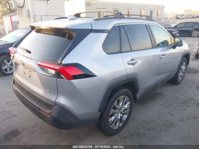 2T3C1RFVXMC093937 Toyota Rav4 Xle Premium