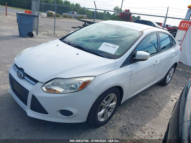 Ford FOCUS SE 2014 1FADP3F20EL322978 Image 2