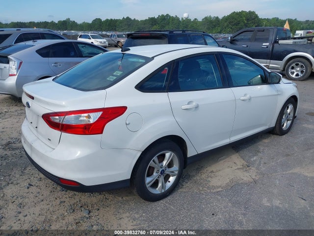 Ford FOCUS SE 2014 1FADP3F20EL322978 Image 4