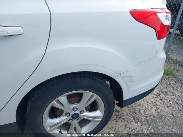 Ford FOCUS SE 2014 1FADP3F20EL322978 Image 6