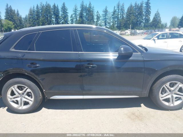 WA1ANAFY5J2060929 Audi Q5 2.0t Premium/2.0t Tech Premium