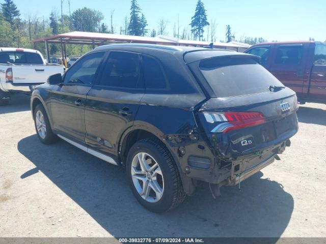 WA1ANAFY5J2060929 Audi Q5 2.0t Premium/2.0t Tech Premium