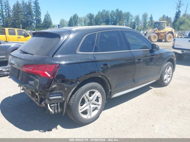 WA1ANAFY5J2060929 Audi Q5 2.0t Premium/2.0t Tech Premium