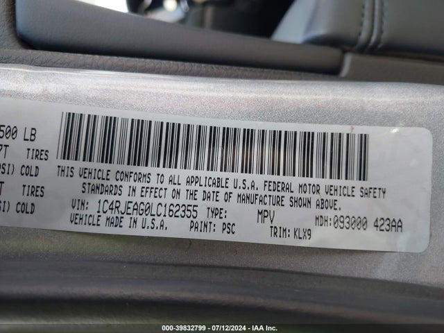 1C4RJEAG0LC162355 Jeep Grand Cherokee Altitude 4x2