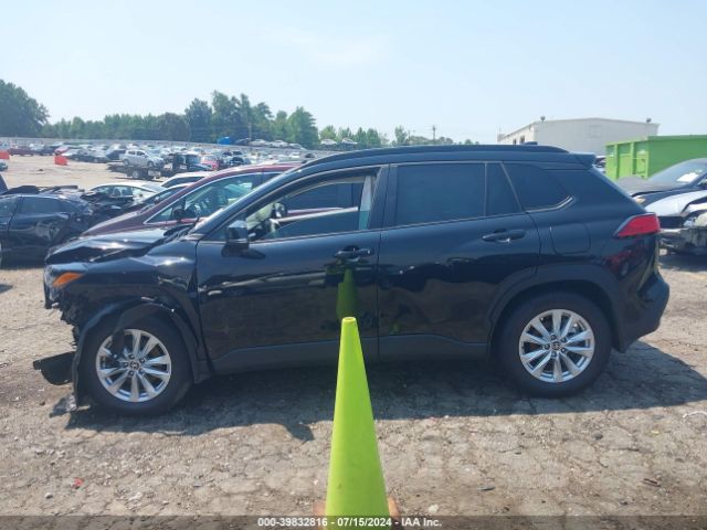 7MUCAAAG2RV088948 Toyota Corolla Cross Le