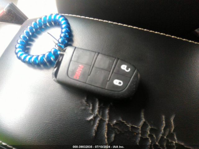 3C4PDCGB1LT188546 Dodge Journey Crossroad
