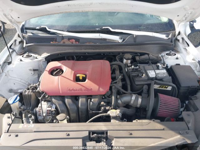3KPF34AD2KE019864 KIA FORTE S