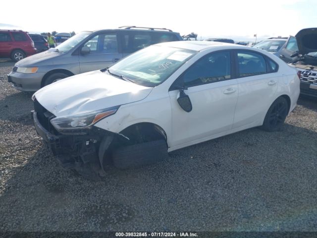 3KPF34AD2KE019864 KIA FORTE S