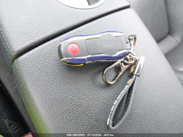 WP0AB2A75EL055961 Porsche Panamera 4s
