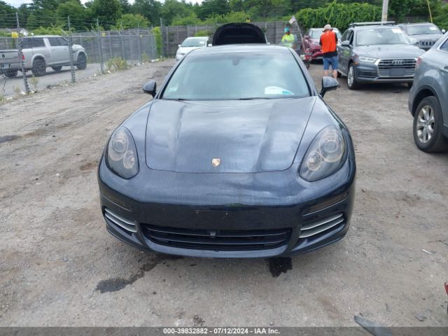 WP0AB2A75EL055961 Porsche Panamera 4s
