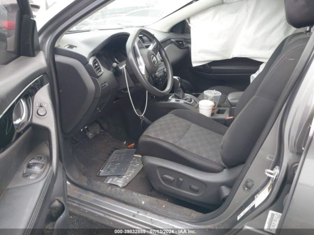 JN1BJ1CP1HW031855 Nissan Rogue Sport Sv