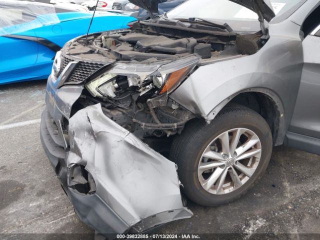 JN1BJ1CP1HW031855 Nissan Rogue Sport Sv