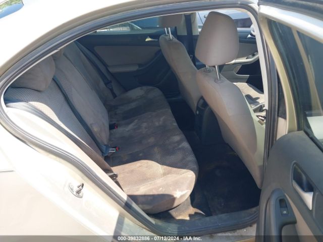 3VW2K7AJXEM327154 Volkswagen Jetta 2.0l S