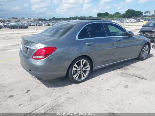 55SWF4JB0JU273781 Mercedes-Benz C 300