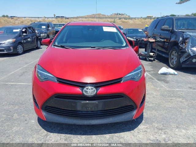 Toyota COROLLA LE 2018 5YFBURHE5JP798505 Image 13