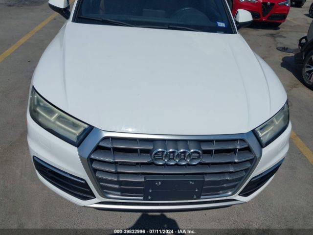 WA1BNAFY7J2076876 Audi Q5 2.0t Premium/2.0t Tech Premium