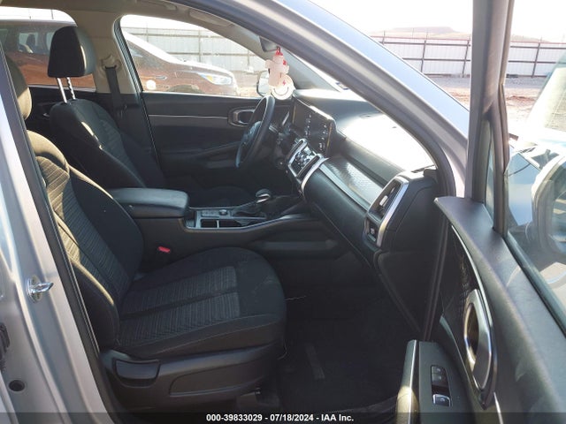 KIA SORENTO LX 2021 5XYRG4LC3MG018413 Image 5