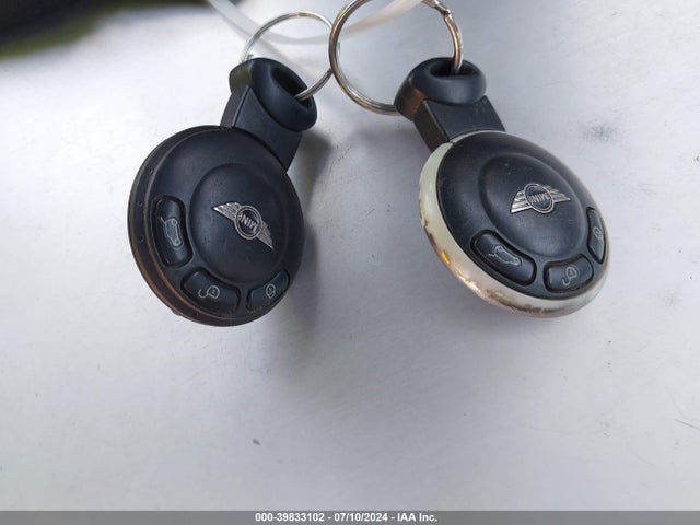 2009 MINI COOPER WMWMF33509TW70892 Photo 10