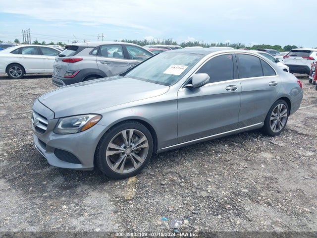 55SWF4JBXGU122696 Mercedes-Benz C 300 Luxury/sport